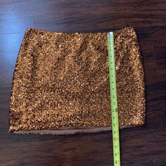 MM Couture Miss Me bronze sequin mini skirt size L - Picture 9 of 10